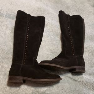 Womens suede boots